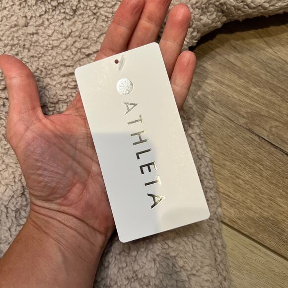 ATHLETA Women's Tugga Sweatshirt Size M In Abalone - Picture 10 of 12